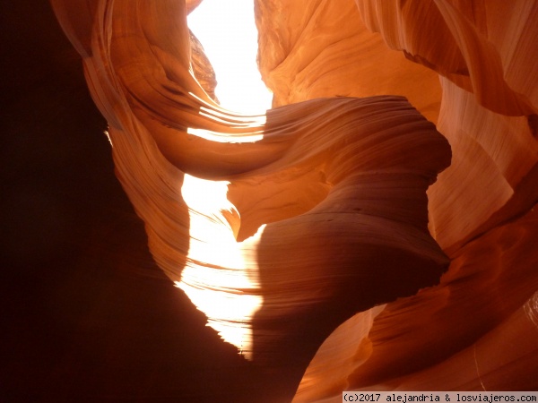 Lower Antelope Canyon
Corazón de piedra o la Dama del Velo
