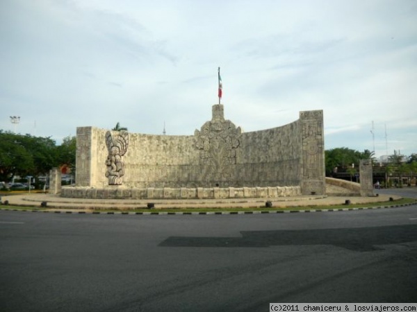 Monumento a la Patria. Mérida. Yucatán
Monumento a la Patria. Mérida. Yucatán
