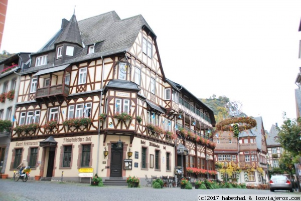 Bacharach, Alemania
Bacharach, bonita población con arquitectura tradicional alemana, casas con entramados de madera. En el curso del Rin medio, Alemania.
