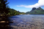 Vista del volcán Otemanu y monte Pahia. Bora Bora