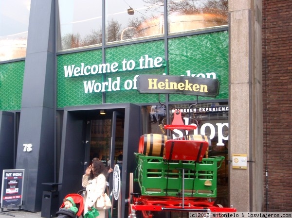 Entrada a Heineken
Una cervezita por favorrrrrrrrrrr
