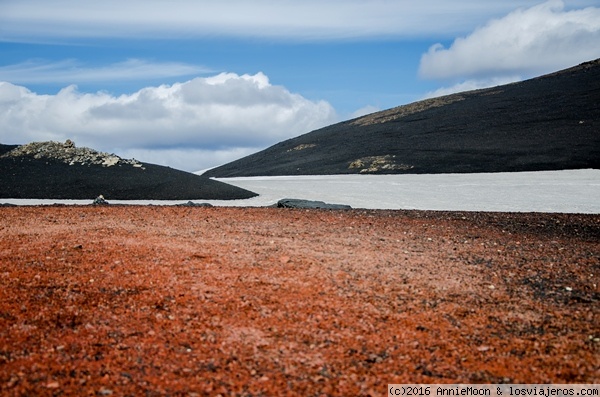 Caminata a Askja - Islandia
Paisajes de otro planeta en la media hora de caminata hasta la caldera de Askja
