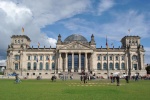 Reichstag en Berlin
Reichstag, Berlin, creeis, digo, media, hora, antes, esta, foto, estaban, cayendo, piedras, tamaño, avellanas, parecia, cielo, caer, pedazos