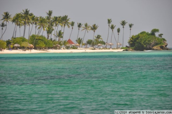 Vista de la playa privada de cayo levantado desde el embarcadero
vista
