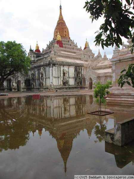 Bagan
Uno de los principales templos de Bagan
