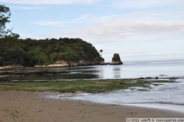 Playa de Ahui
Playa Ahui a los pies del fuerte del mismo nombre, a 37 kilómetros al sur de Ancud, Isla Grande de Chiloé
