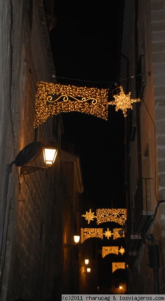 La judería toledana en Navidad
Suave iluminación en estos estrechos callejones que forman la judería
