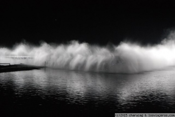 Hangzhou. Parque del Oeste. Espectaculo nocturno
Una de las escenas de este impresionante espectaculo
