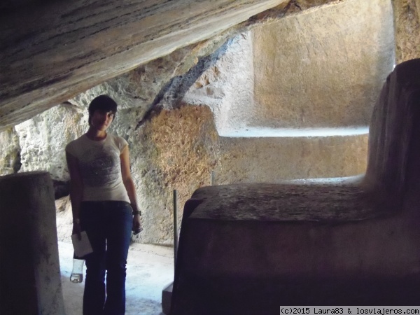 Qenqo
En el interior del adoratorio Grande.
