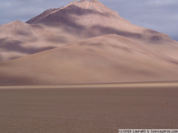 Desierto Salvador Dalí
Nubes ayudando a que la foto sea aún más espectacular (si es que era posible)
