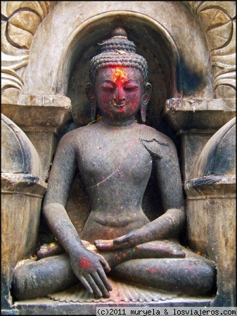 Buda
Imagen de Buda junto a la stupa de Boudhanath, Kathmandu
