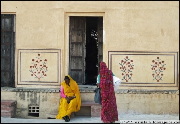 Mujeres
Mujeres pasando el rato frente a su casa en Jaipur, Rajasthan
