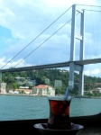 Té!!
Estambul, puente del Bósforo, té de manzana, barco