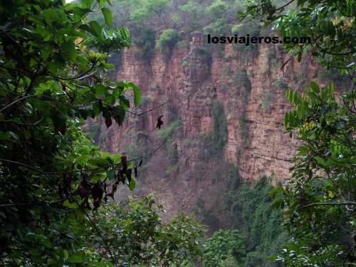 Vistas desde la Cascada de Dindifelo - Pais Bassari- Senegal