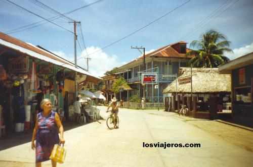 Streets of Livingston - Guatemala - America
Calles de Livingston - Guatemala - America