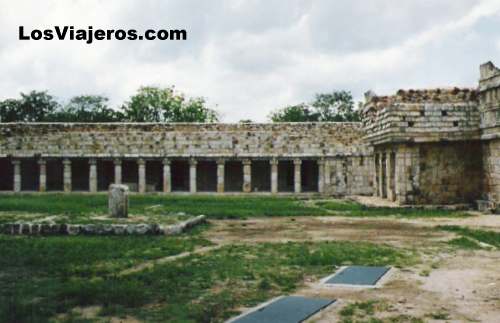 Governor palace - Uxmal - Mexico
Palacio del gobernador - Uxmal -Mexico