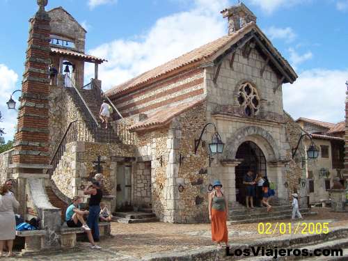 Ermita en los Altos de Chavón - Puntacana - Dominicana Rep.
Small Hermitage - Altos de Chavon  - Puntacana - Dominican Rep.