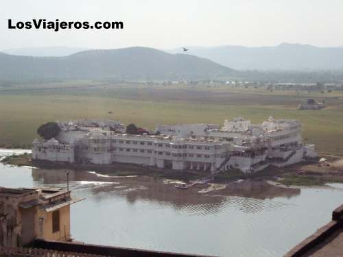 Palacio del Lago de Udaipur - India
Lake Palace of Udaipur - India