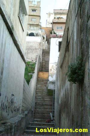 Calles empinadas de la ciudad Vieja -Amman- Jordania