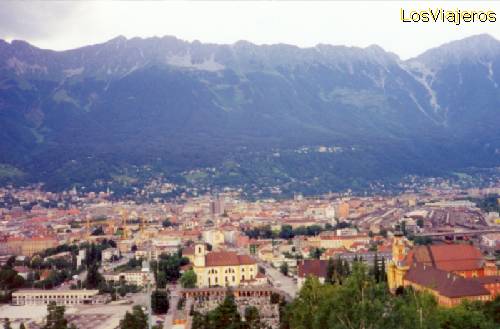 View of the town of Innsbruck - Austria
Vista de la ciudad de Innsbruck - Austria