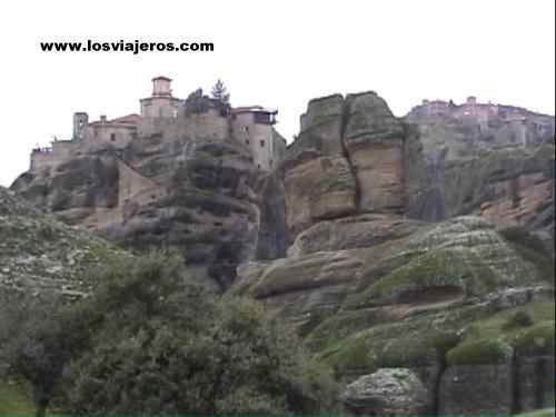 Varlaan & Megalos Meteora Monasteries - Greece
Monasterios de Varlaan & Megalos Meteora - Grecia