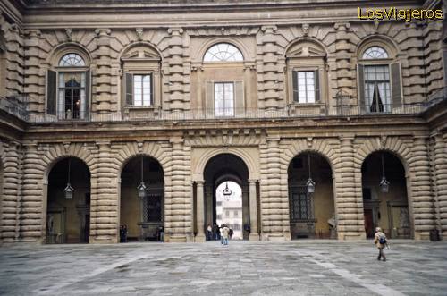 Palcio Pitti -Florencia- Italia