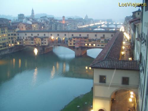 Ponte Vecchio Bridge in Florence -Firenze- Italy
Puente Vecchio -Florencia- Italia