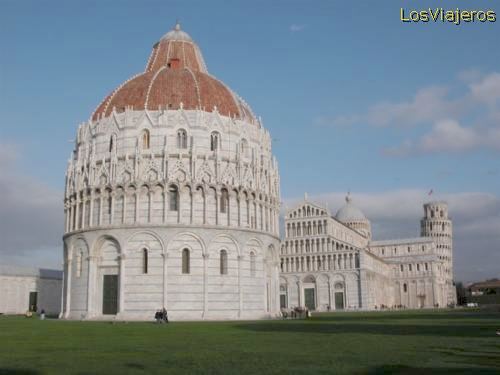 Tower of Pisa, Cathedral and Baptistery - Italy
Torre de Pisa, Catedral y Batisterio - Italia