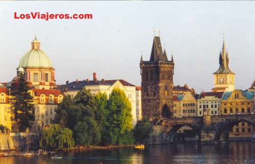 Atardece sobre la ciudad - Praga - República Checa - Checa Rep.
Sunset over the old city - Prague - Czech Republic