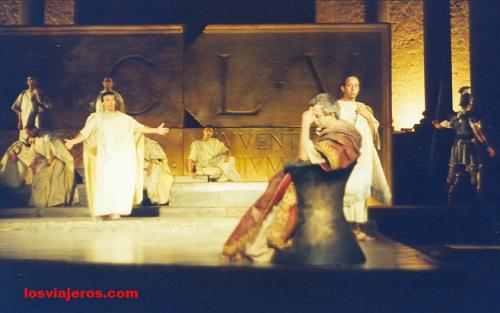 Performance in the Roman theater of Merida - Spain
Actuacion nocturna en el Teatro Romano de of Merida - España - EspaÃ±a