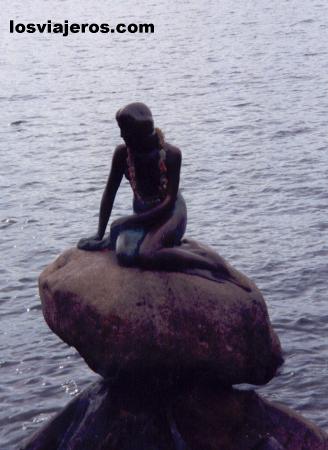 The Little Mermaid (Den Lille Havfrue) Copenhagen - Denmark
La famosa sirenita de Copenhague (Den Lille Havfrue)-Dinamarca