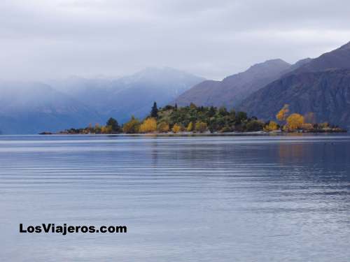 Wanaka Lake - New Zealand
Refejos y colores en el lago - Wanaka - Nueva Zelanda