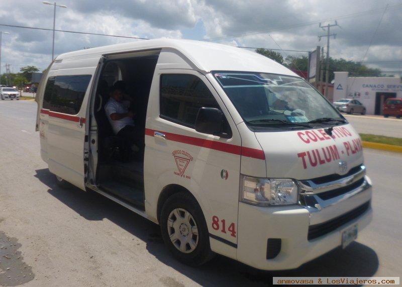 Transportes públicos: van, bus, taxi, en Riviera Maya