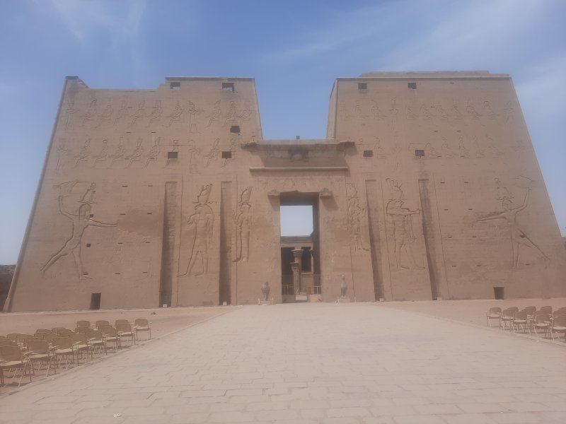 Templo de Edfu, De Luxor a Aswan (Asuán): Esna, Edfu y Kom Ombo 1