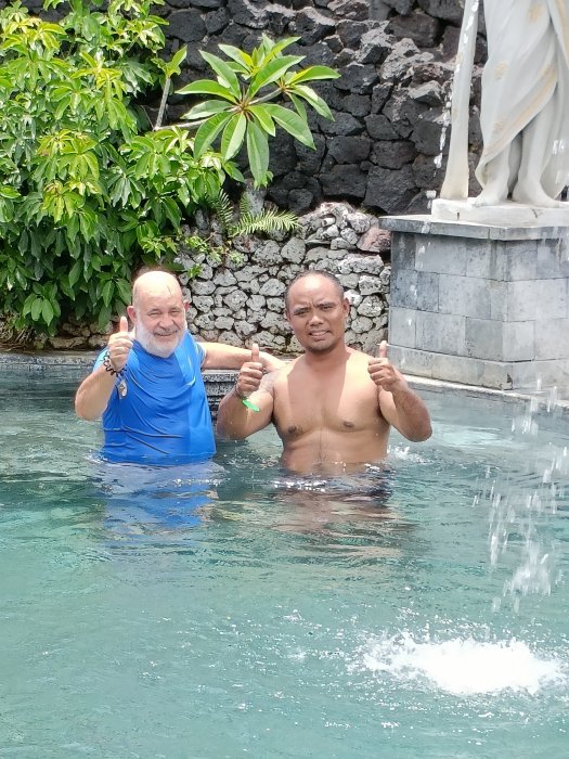 un dia con Dewa en aguas termales, Viaje a Bali e Islas Gili ( Indonesia)