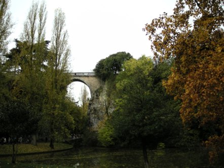 Parc des Buttes-Chaumont -Jardines, Espacios Verdes en París