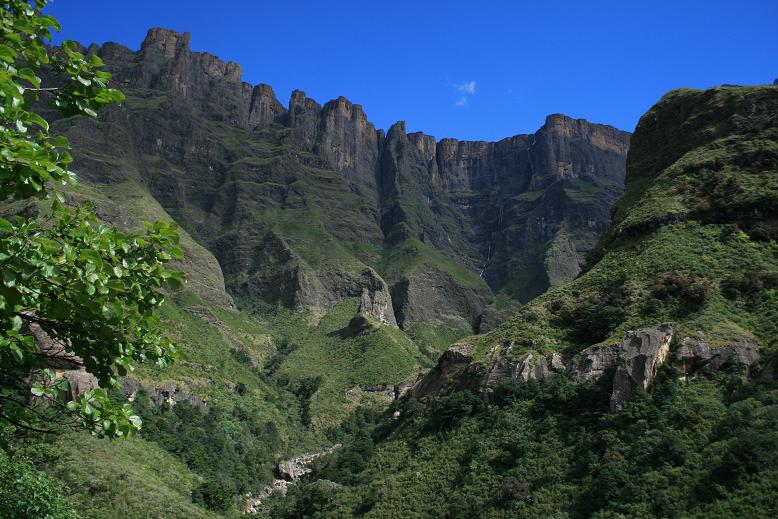 Montes Drakensberg -Parque Nacional Royal Natal- Sudafrica 0