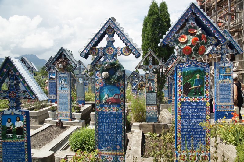 Cementerio alegre de Sapanta, Maramures Rumania, Dark tourism - Turismo necrológico - Necroturismo