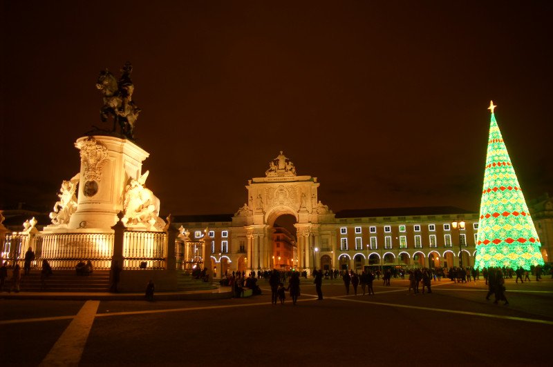 Plaza del Comercio con arbol de Navidad, Navidad - Fin de Año en Lisboa y Portugal 2