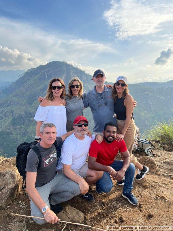 En Little Adam's Peak, GUÍA HABLA ESPAÑOL EN SRI LANKA