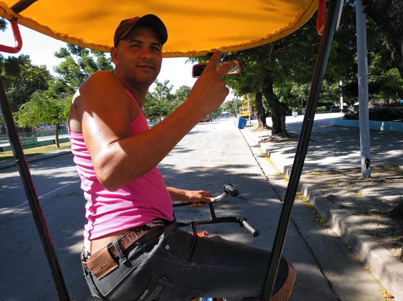 BiciTaxi para desplazarse por Cuba 0