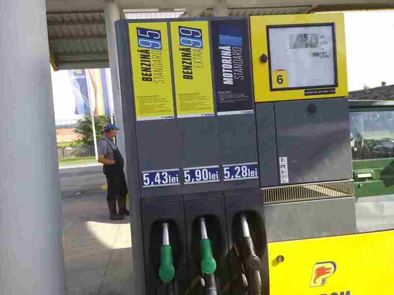 Precios de agosto 2015 en gasolinera rumana (stație de benzină)., ALGUNAS CONSIDERACIONES RESPECTO A LA CONDUCCIÓN... 3