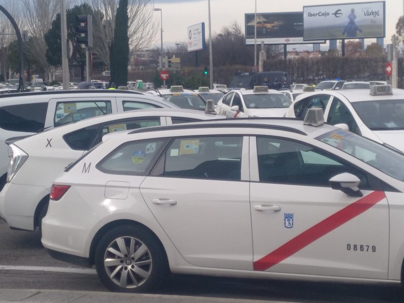 Taxis en fitur, Huelgas de Taxis en España 0