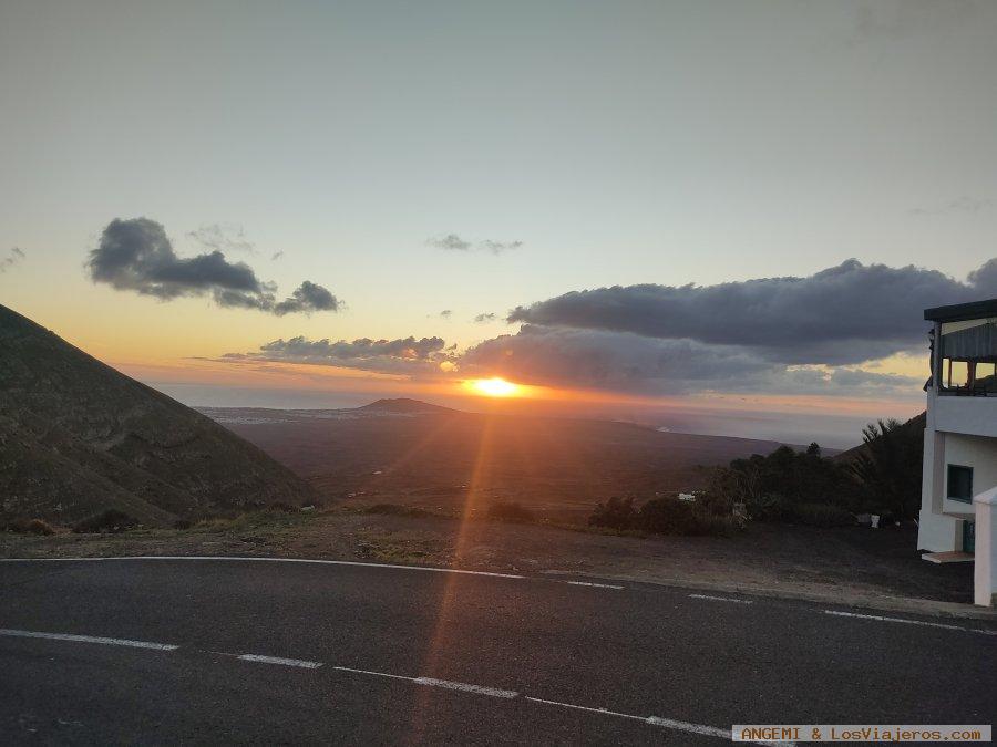 Atardecer en Playa Blanca, Los mejores atardeceres en Lanzarote. Miradores 0