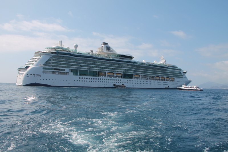 SERENADE OF THE SEAS-ROYAL CARIBBEAN 3