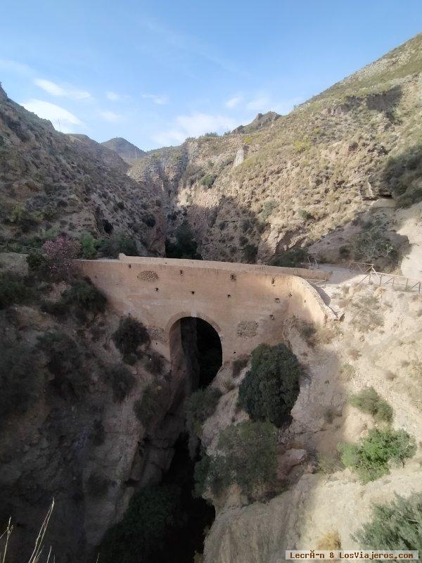 Puente de Tablate o Puente Nazarí - Lanjarón, Lanjarón: pueblo, aguas y balneario - Alpujarras, Granada