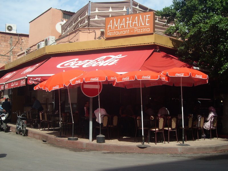 Restaurantes en la calle Ibn Sin esquina Bvd Mohammed V (Guèliz - zona de la discoteca Montecristo), Marrakech: Restaurantes y Puestos de Comida 2