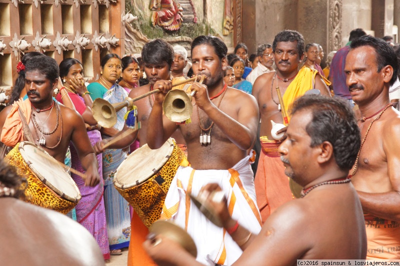 Forum of Kanchipuram: Procesión en Ekambareswarar Temple - Kanchipuram