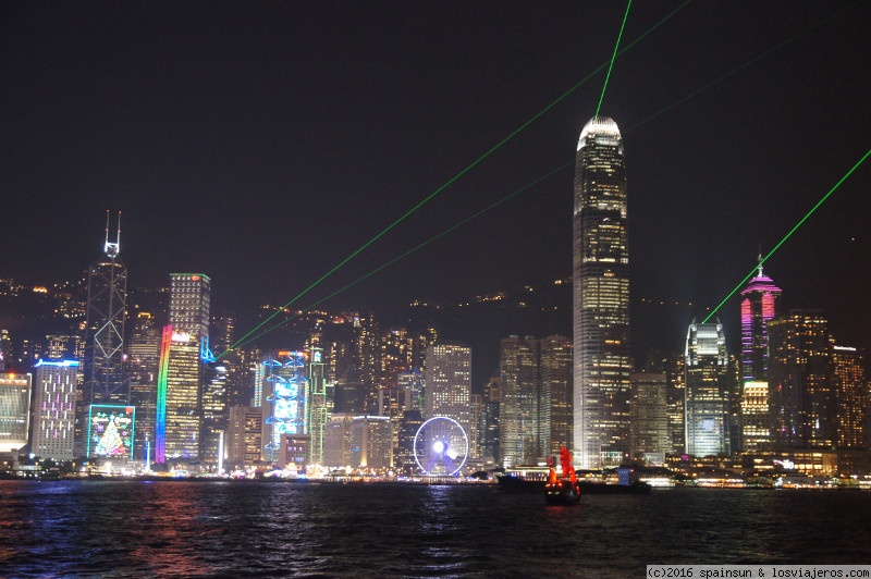 Hong Kong en Navidad, aún más luminosa si cabe (3)