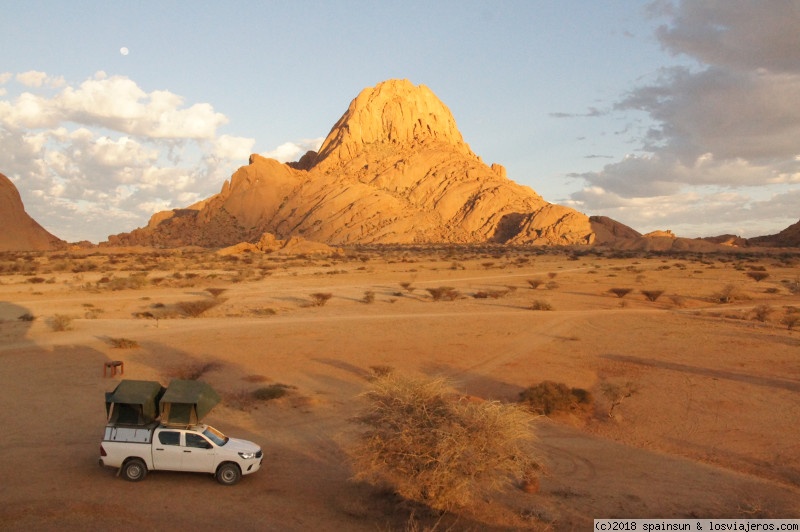 Spitzkoppe: la montaña de granito y sus pinturas rupestres - Namibia: 9 días de aventura africana con niños (2)